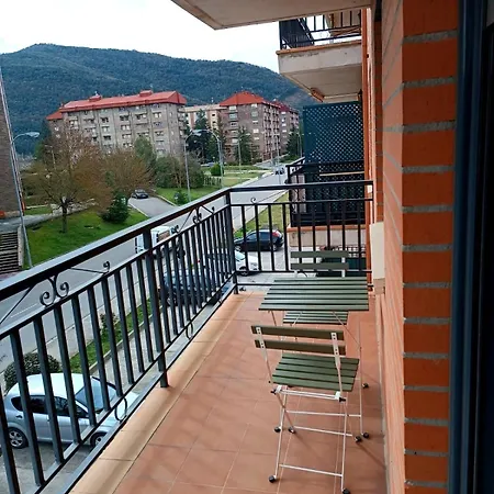 Apartamento O Mon Sabinanigo Exterior photo